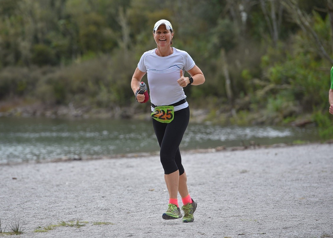 Nicola Hankison runner png